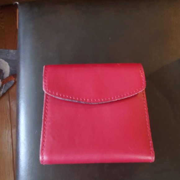 Patricia Nash Reiti Wallet - Picture 1 of 5